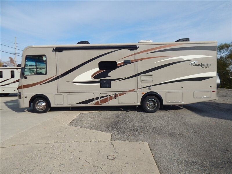 2017 Coachmen Pursuit 31SB   - Photo 1 - Angola, IN 46703
