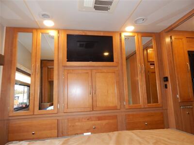 2017 Coachmen Pursuit 31SB   - Photo 43 - Angola, IN 46703