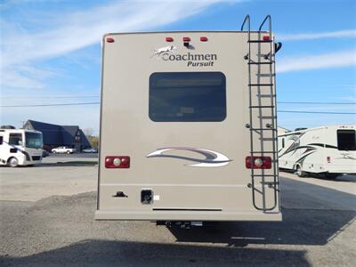 2017 Coachmen Pursuit 31SB   - Photo 8 - Angola, IN 46703