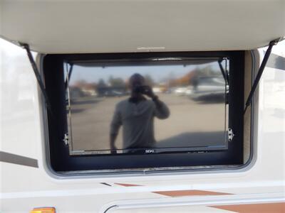 2017 Coachmen Pursuit 31SB   - Photo 12 - Angola, IN 46703