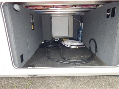 2022 Jayco North Pointe 377 RLBH  N1LL - Photo 18 - Angola, IN 46703