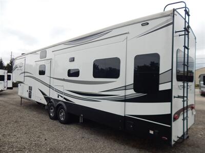 2022 Jayco North Pointe 377 RLBH  N1LL - Photo 5 - Angola, IN 46703