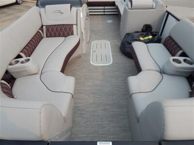2023 Bennington LX 23SB  Tritoon - Photo 30 - Angola, IN 46703