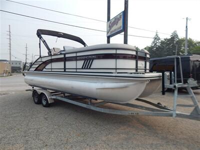 2023 Bennington LX 23SB  Tritoon - Photo 2 - Angola, IN 46703