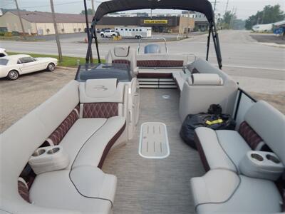 2023 Bennington LX 23SB  Tritoon - Photo 31 - Angola, IN 46703
