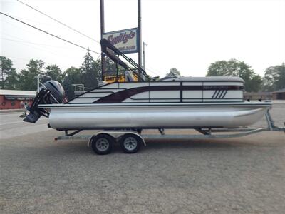 2023 Bennington LX 23SB  Tritoon - Photo 1 - Angola, IN 46703