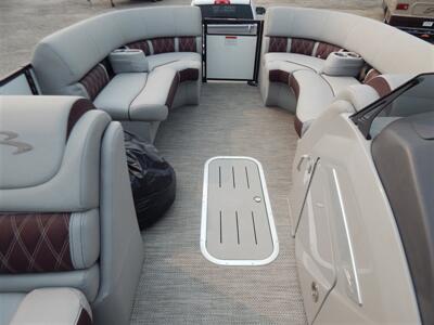 2023 Bennington LX 23SB  Tritoon - Photo 26 - Angola, IN 46703