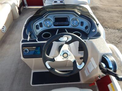 2019 Tracker Party Barge Deluxe 22DLX XP3  Tritoon - Photo 22 - Angola, IN 46703