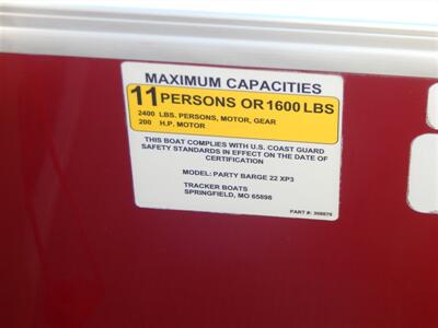 2019 Tracker Party Barge Deluxe 22DLX XP3  Tritoon - Photo 21 - Angola, IN 46703