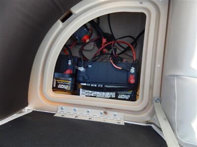 2019 Tracker Party Barge Deluxe 22DLX XP3  Tritoon - Photo 18 - Angola, IN 46703