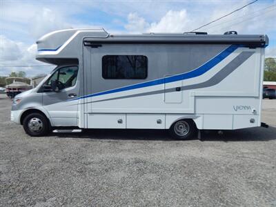 2022 REV RENEGADE VIENNA  25FWC - Photo 12 - Angola, IN 46703