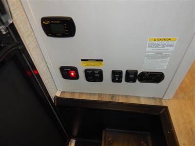 2022 Jayco Redhawk 24B   - Photo 33 - Angola, IN 46703