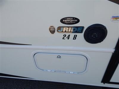 2022 Jayco Redhawk 24B   - Photo 17 - Angola, IN 46703