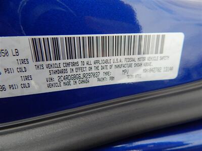 2018 Dodge Grand Caravan SE  Stow 'N' Go - Photo 22 - Angola, IN 46703