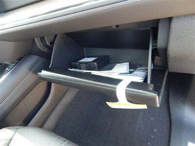 2026 Chevrolet Suburban High Country   - Photo 18 - Angola, IN 46703
