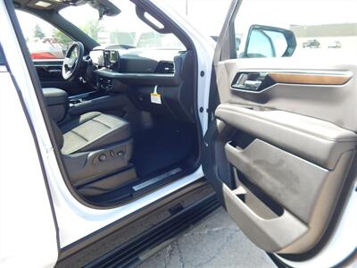 2026 Chevrolet Suburban High Country   - Photo 16 - Angola, IN 46703