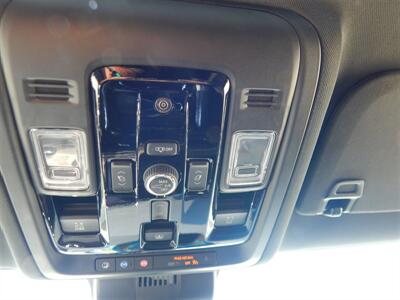 2026 Chevrolet Suburban High Country   - Photo 30 - Angola, IN 46703