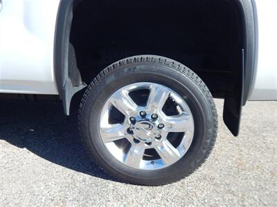 2016 GMC Sierra 2500 SLE   - Photo 12 - Angola, IN 46703