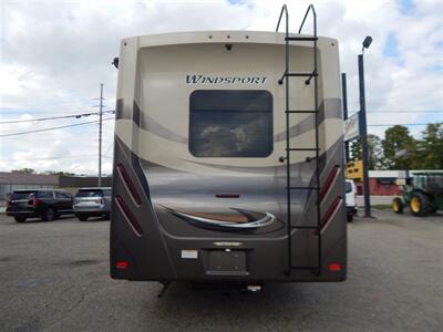 2019 Thor Windsport 29M   - Photo 4 - Angola, IN 46703