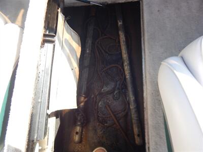 1998 Crownline 202 BR   - Photo 21 - Angola, IN 46703