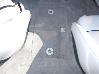 1998 Crownline 202 BR   - Photo 20 - Angola, IN 46703