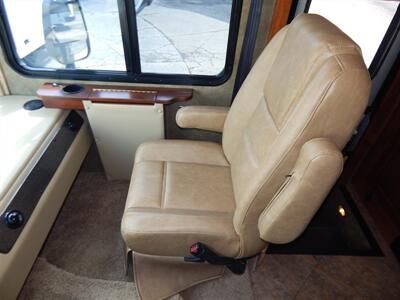 2015 Newmar Baystar 3401   - Photo 26 - Angola, IN 46703