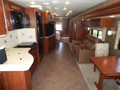 2015 Newmar Baystar 3401   - Photo 31 - Angola, IN 46703