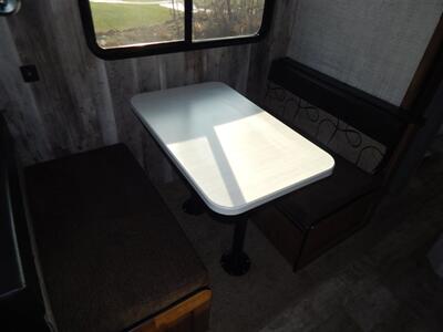 2020 Gulf Stream AMERILITE 250RL   - Photo 12 - Angola, IN 46703