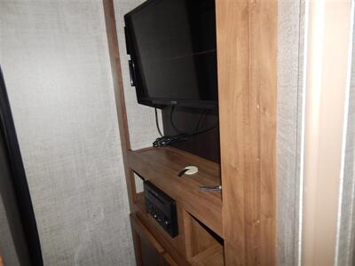 2020 Gulf Stream AMERILITE 250RL   - Photo 16 - Angola, IN 46703