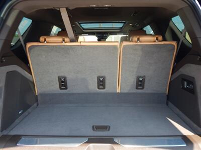 2022 Cadillac Escalade Premium Luxury  4wd - Photo 15 - Angola, IN 46703