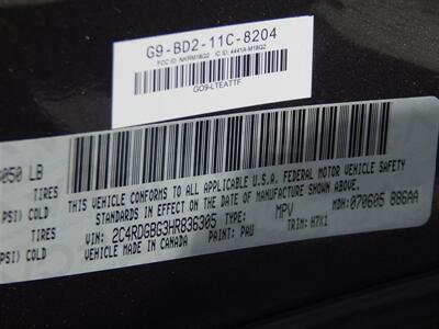 2017 Dodge Grand Caravan SE   - Photo 12 - Angola, IN 46703