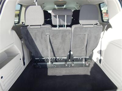 2017 Dodge Grand Caravan SE   - Photo 16 - Angola, IN 46703