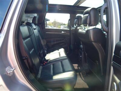 2019 Jeep Grand Cherokee Overland  4wd - Photo 13 - Angola, IN 46703