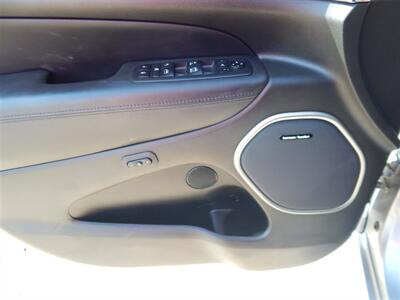 2019 Jeep Grand Cherokee Overland  4wd - Photo 26 - Angola, IN 46703