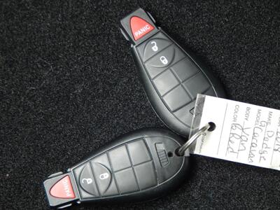 2018 Dodge Grand Caravan SE  Stow 'N' Go - Photo 30 - Angola, IN 46703