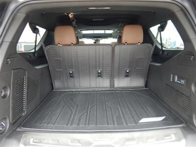 2026 Chevrolet Suburban High Country  4wd - Photo 11 - Angola, IN 46703