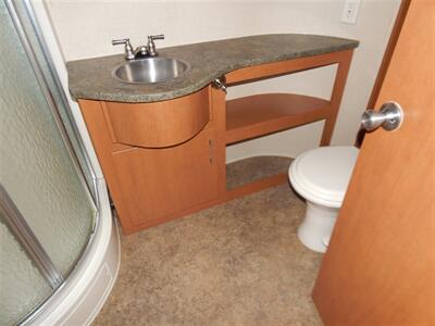 2013 Keystone Vantage 25RBS   - Photo 15 - Angola, IN 46703