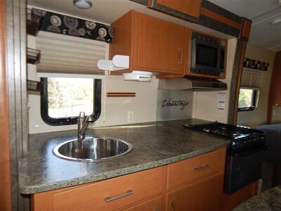 2013 Keystone Vantage 25RBS   - Photo 21 - Angola, IN 46703