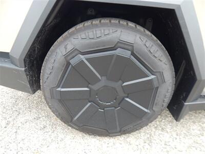 2024 Tesla Cybertruck Foundation Series  AWD - Photo 14 - Angola, IN 46703