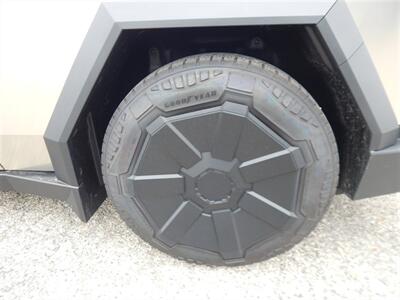 2024 Tesla Cybertruck Foundation Series  AWD - Photo 10 - Angola, IN 46703