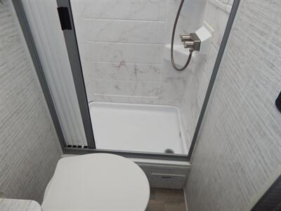 2024 Jayco Entegra Qwest SE  24R - Photo 46 - Angola, IN 46703