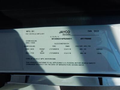 2024 Jayco Entegra Qwest SE  24R - Photo 23 - Angola, IN 46703