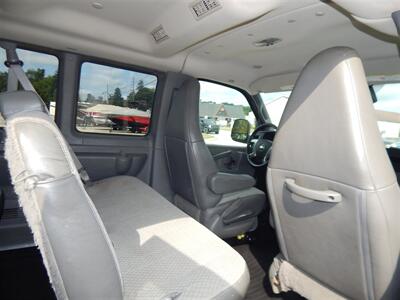 2019 Chevrolet Express LT 3500  15 Passenger - Photo 15 - Angola, IN 46703