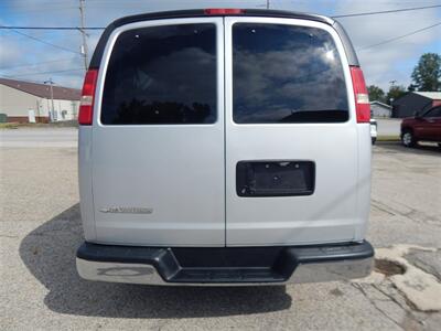 2019 Chevrolet Express LT 3500  15 Passenger - Photo 8 - Angola, IN 46703