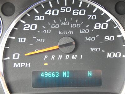 2019 Chevrolet Express LT 3500  15 Passenger - Photo 27 - Angola, IN 46703