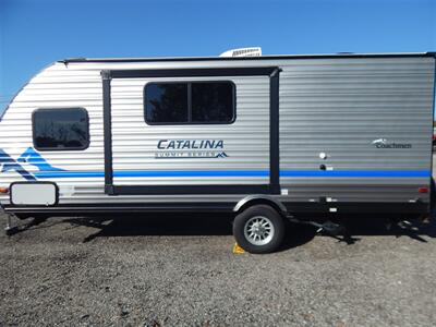 2022 Coachmen Catalina Summit 184BHS  7 Series - Photo 6 - Angola, IN 46703