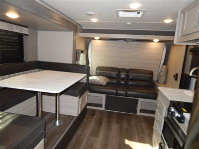 2022 Coachmen Catalina Summit 184BHS  7 Series - Photo 21 - Angola, IN 46703