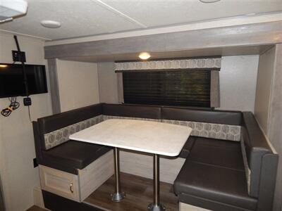 2022 Coachmen Catalina Summit 184BHS  7 Series - Photo 16 - Angola, IN 46703
