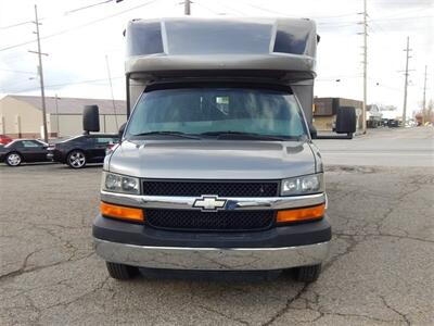 2008 Gulf Stream Euro Touring Cruiser M-5272   - Photo 4 - Angola, IN 46703
