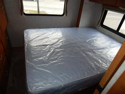 2008 Gulf Stream Euro Touring Cruiser M-5272   - Photo 31 - Angola, IN 46703